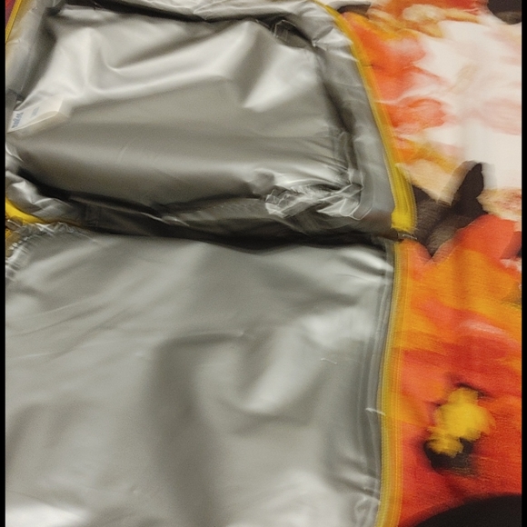 Minions bag - Picture 3 of 3